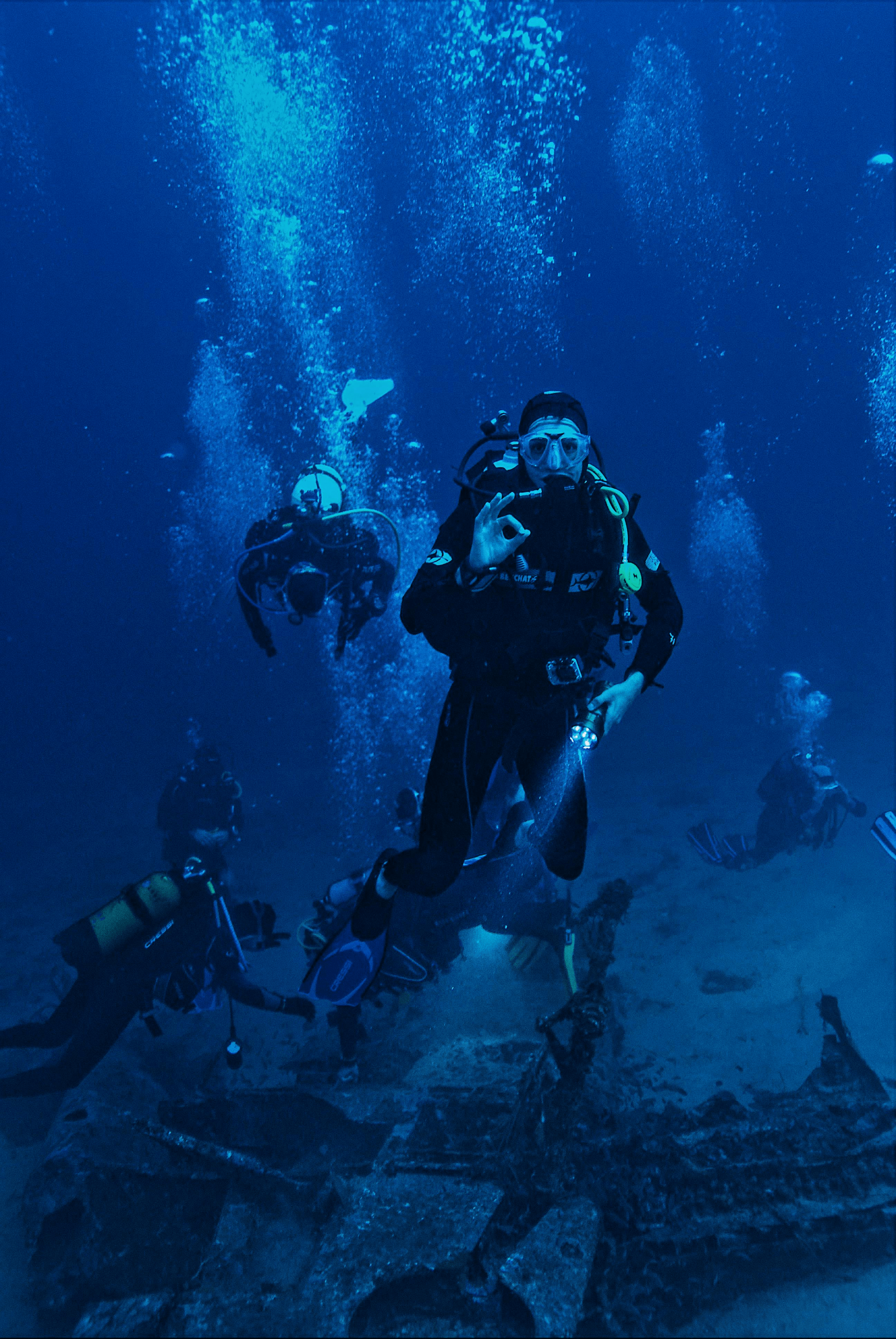 Front view of Scuba Diving Set